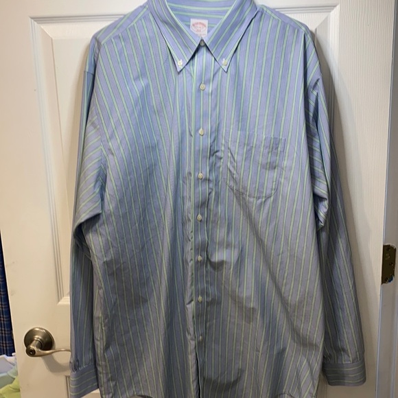 Brooks Brothers Long sleeve Button Down shirt 17.5 6/7 (XL 36/37) non-Iron - Picture 1 of 3